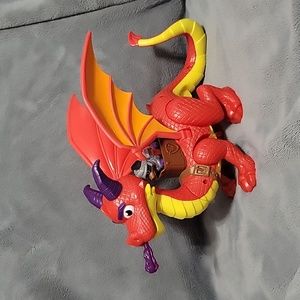 Paw Patrol: Rescue Knights Sparks the Dragon Pup Claw